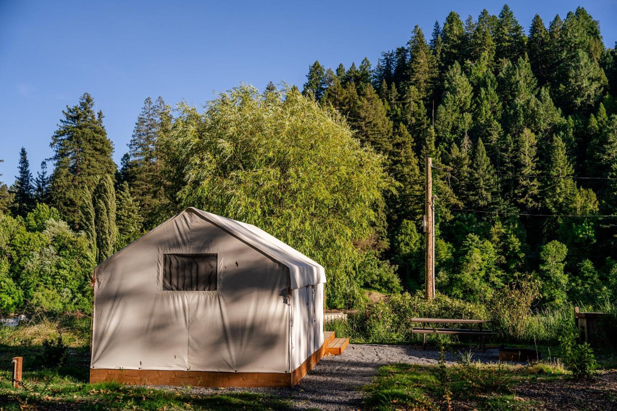 Johnson'S Beach Cabins And Campground Guerneville Buitenkant foto