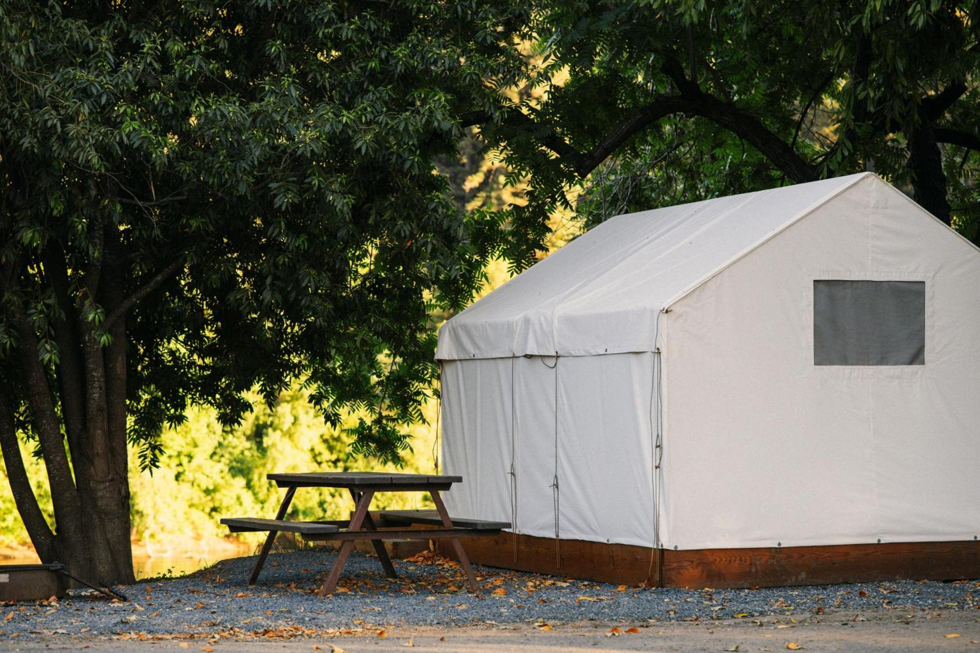 Johnson'S Beach Cabins And Campground Guerneville Buitenkant foto